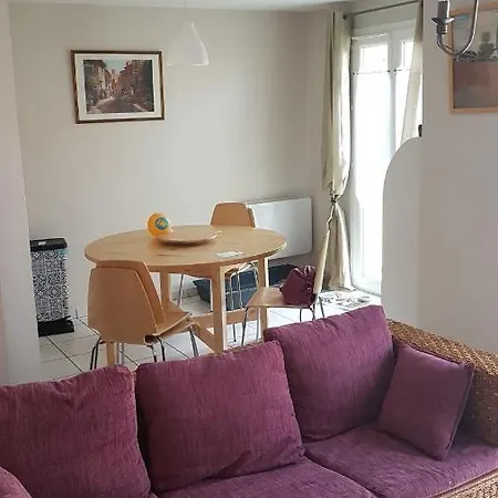 Esther - Maison Avec Jardin Proche De La